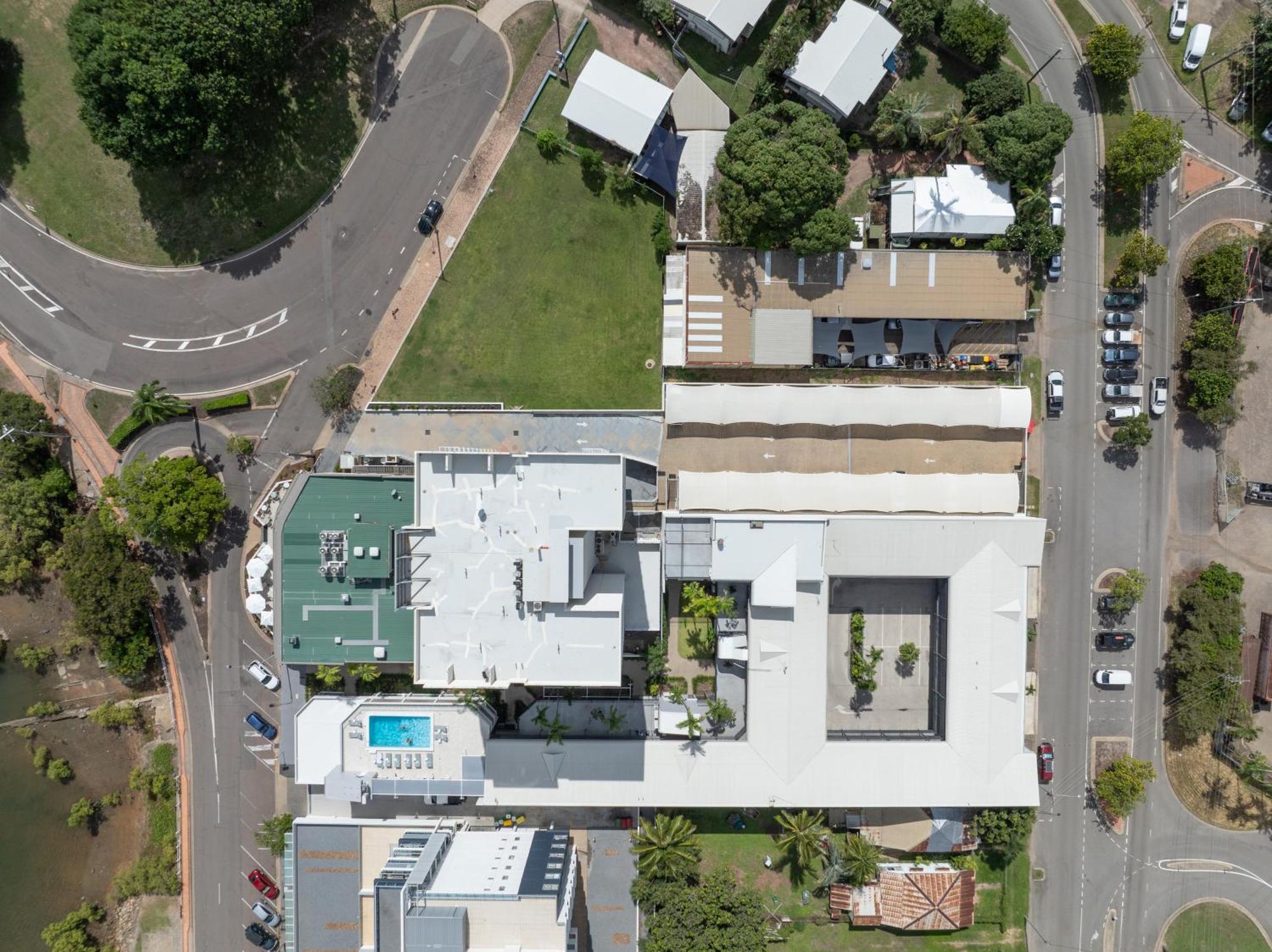 Oaks Townsville Metropole Hotel Екстер'єр фото