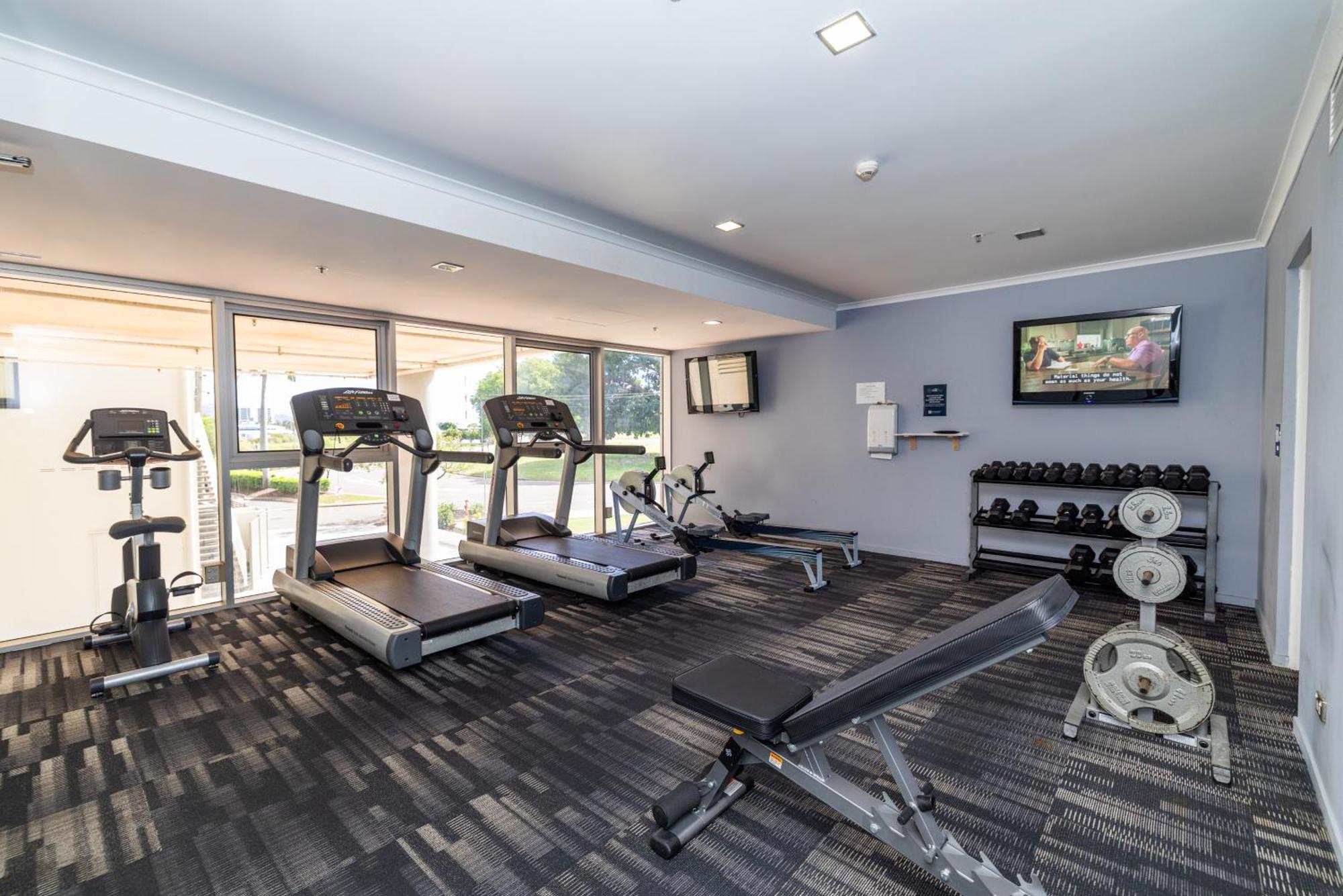 Oaks Townsville Metropole Hotel Екстер'єр фото