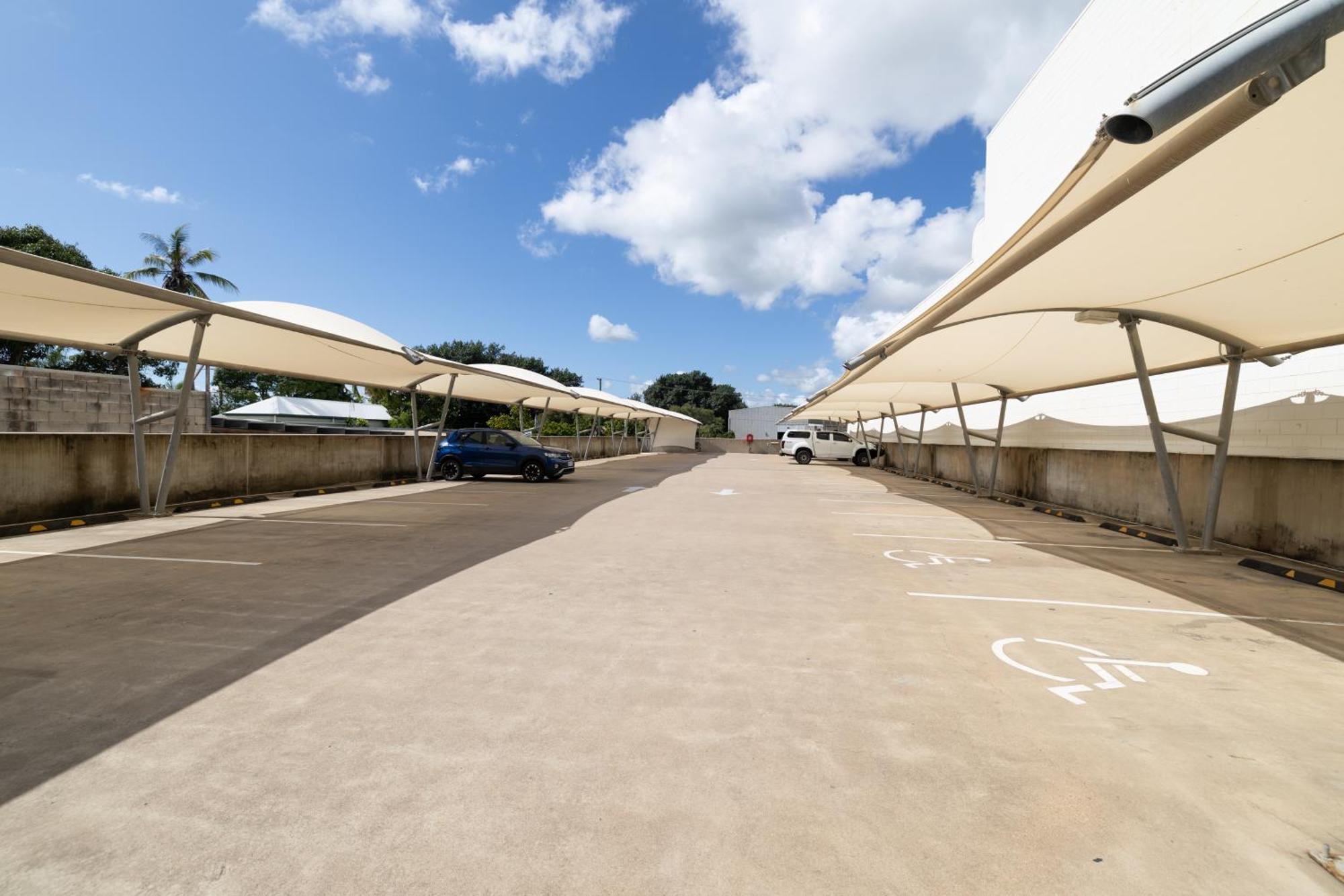 Oaks Townsville Metropole Hotel Екстер'єр фото
