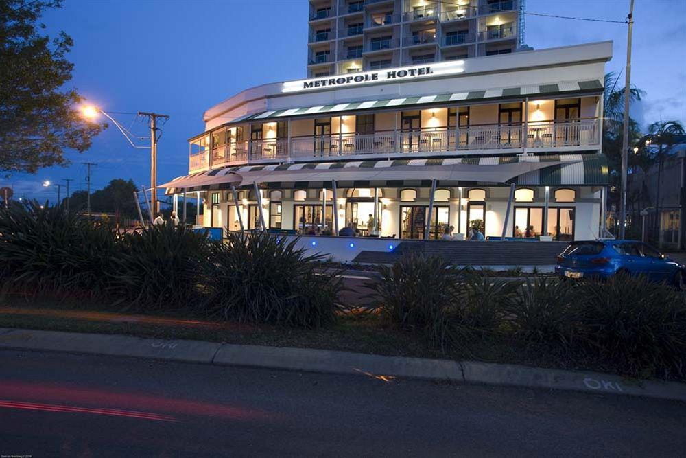 Oaks Townsville Metropole Hotel Екстер'єр фото